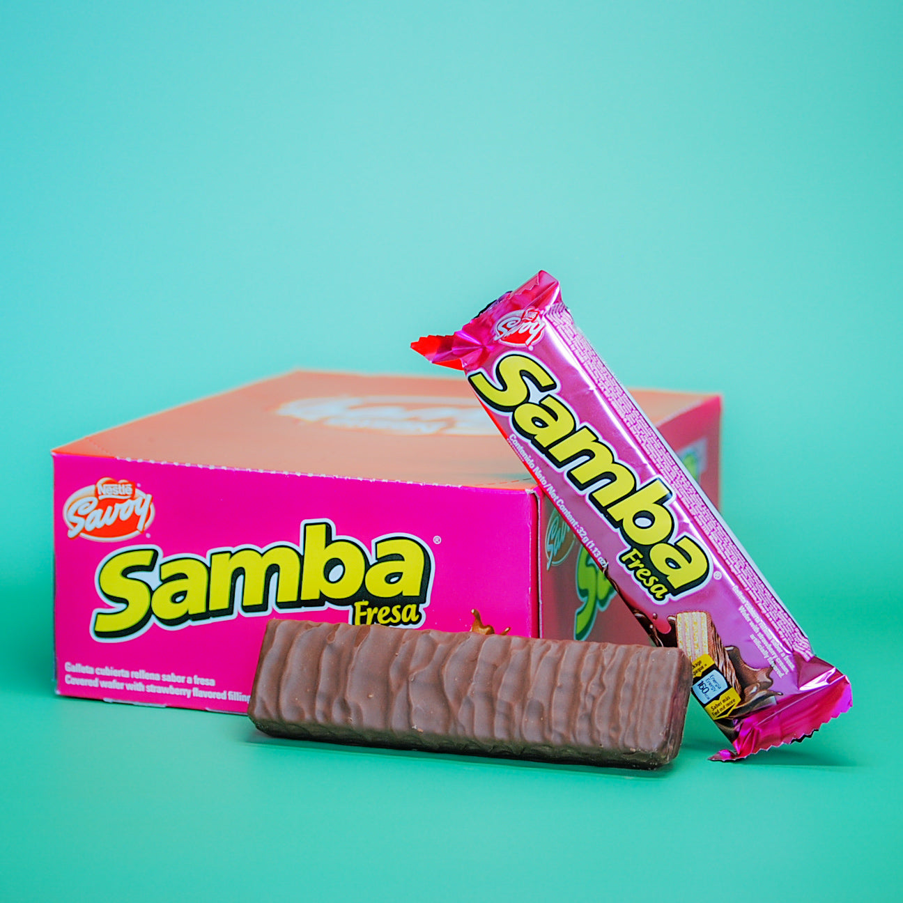 Wafer with strawberry cream filling, covered with chocolate (1.13oz)